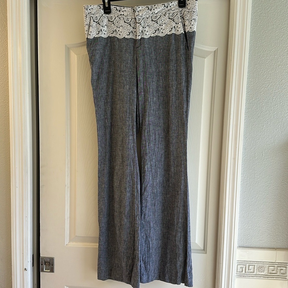 Linen pants with lace detail